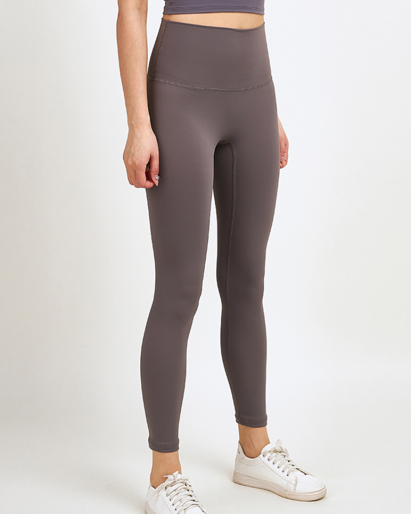 High-Waisted Shaping Leggings for a Lifted Look