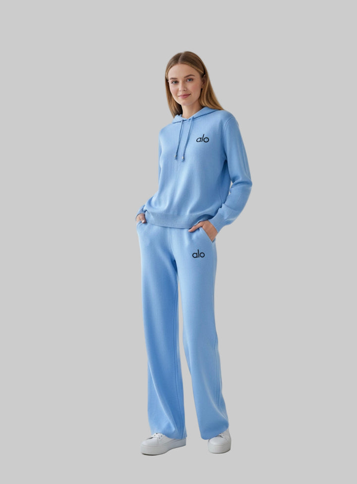 Fitted hooded sweatshirt and Sweatpants Set
