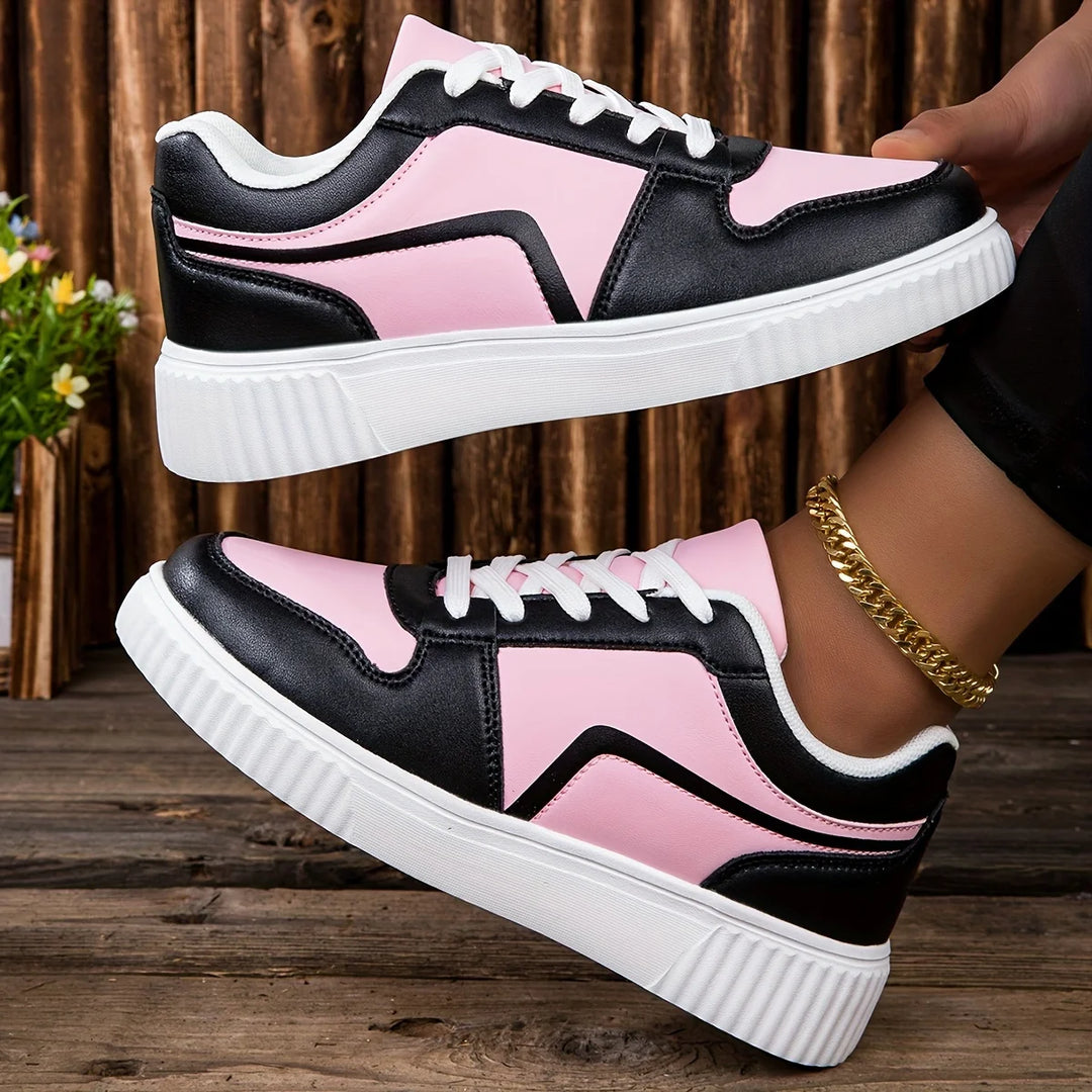 Fashionable Light and Casual Sneaker