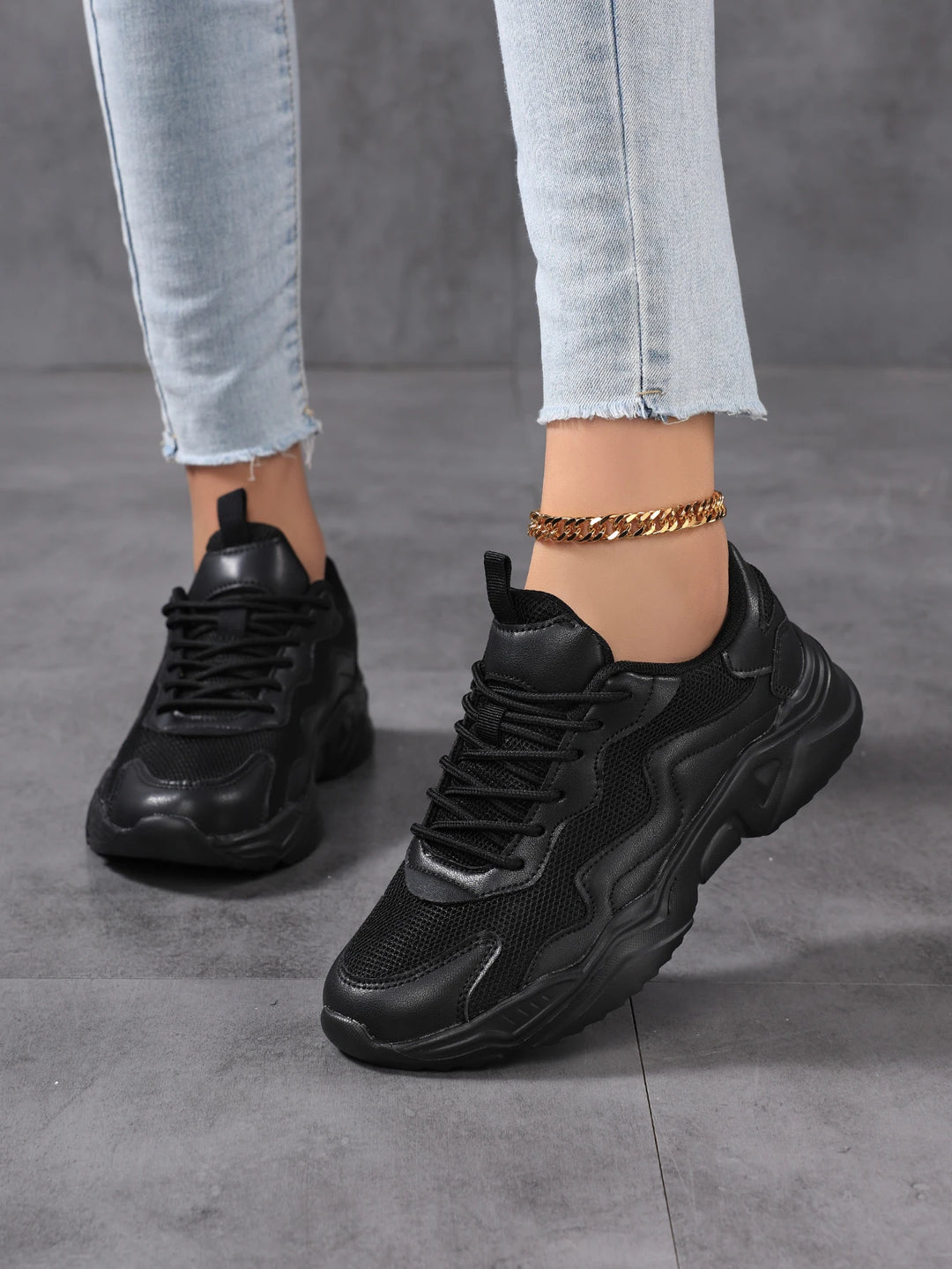 Versatile  Lightweight Mesh Sneakers