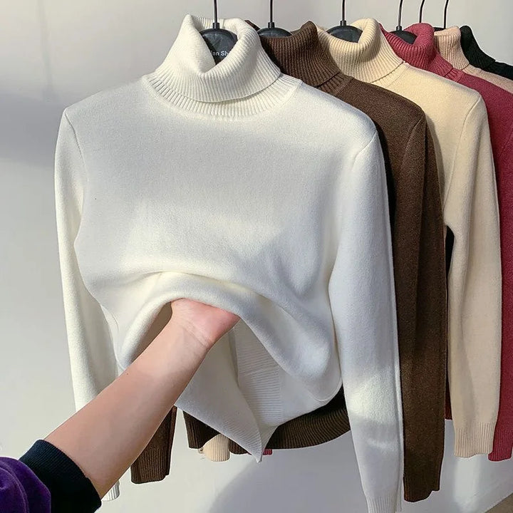 Elegant Women's Thick Velvet Lined Turtleneck Sweater