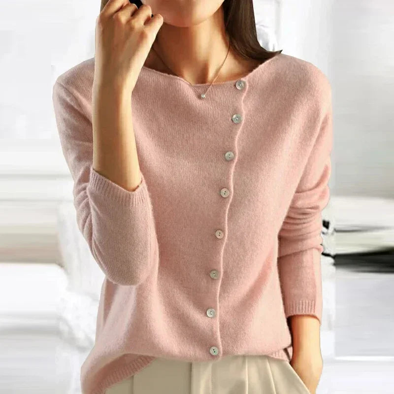 LUDA Sophisticated Women's Knitwear