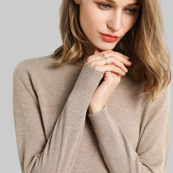 Cashmere Slim Fit Round Neck Wool Sweater
