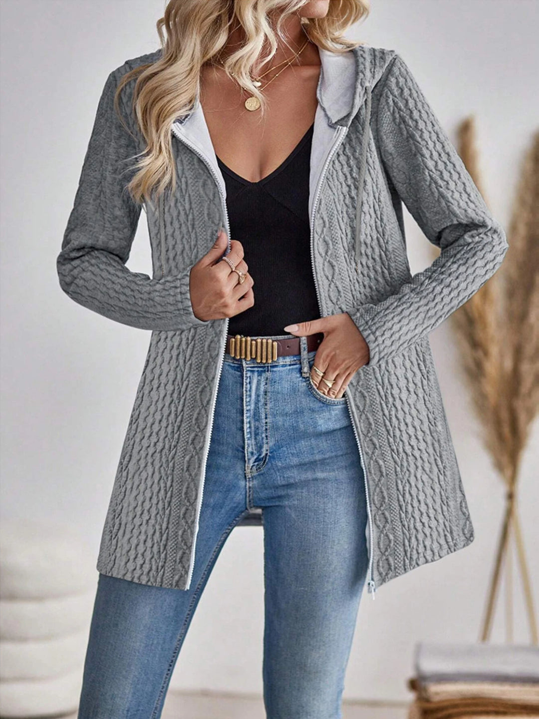 Elegant and Trendy Hooded Sweater