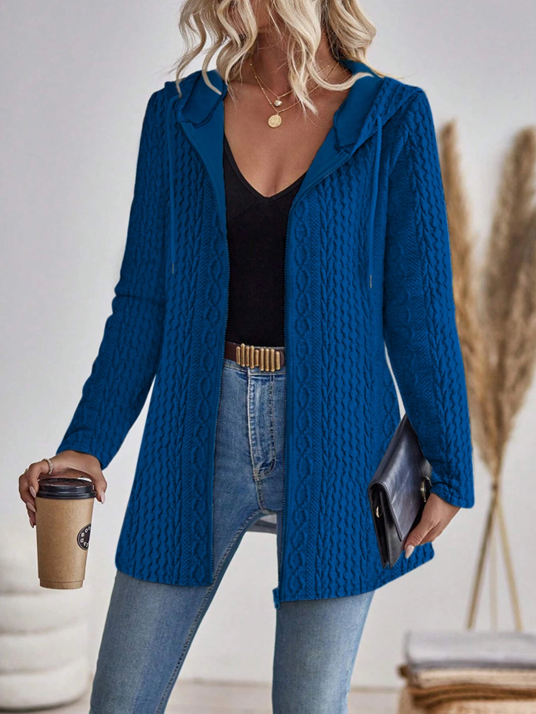 Elegant and Trendy Hooded Sweater