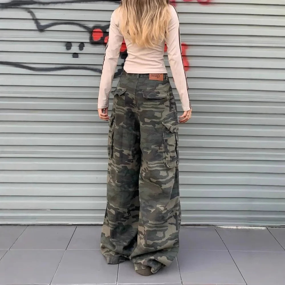 Vintage Women’s Loose-Fit Camouflaged Cargo Pants
