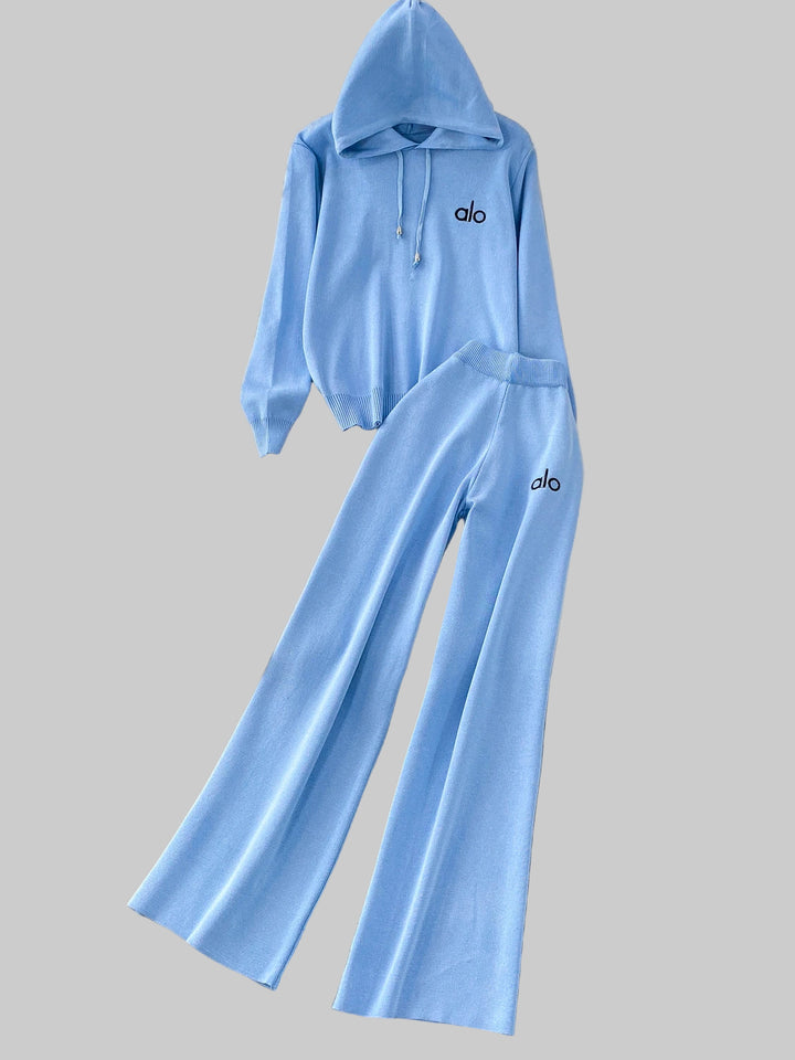Fitted hooded sweatshirt and Sweatpants Set