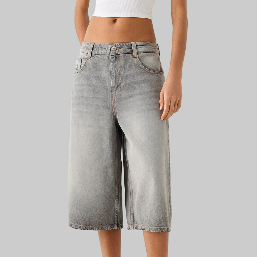 Chic Knee-Length Denim Shorts