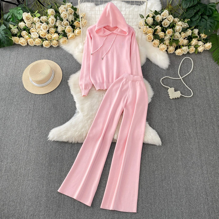 Fitted hooded sweatshirt and Sweatpants Set