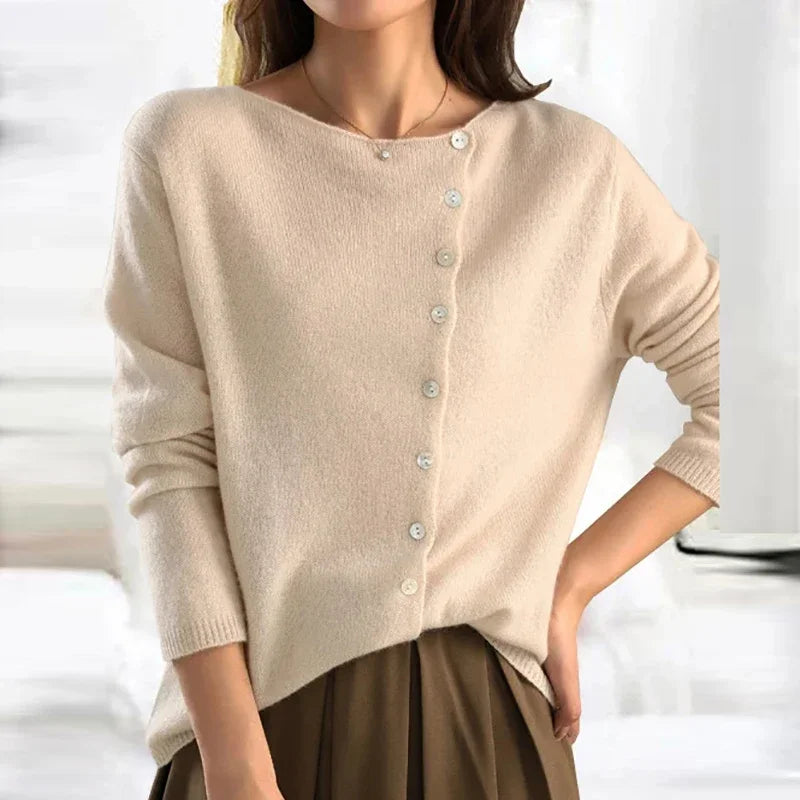 LUDA Sophisticated Women's Knitwear