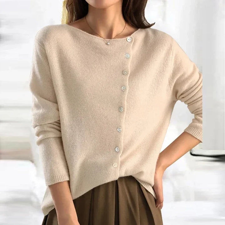 LUDA Sophisticated Women's Knitwear
