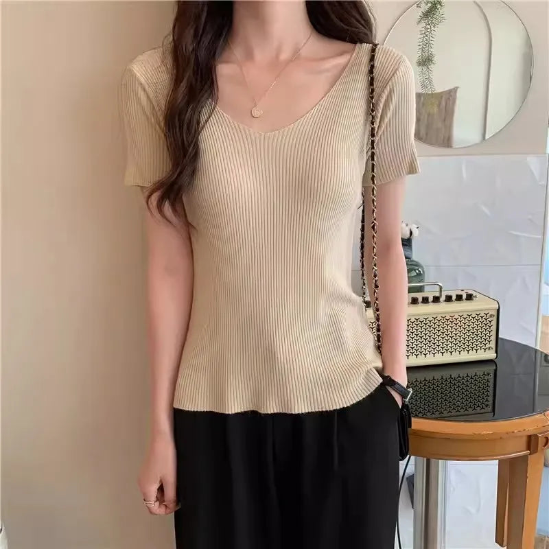 Basic V-Neck Ribbed Knit Pullover - Slim Fit