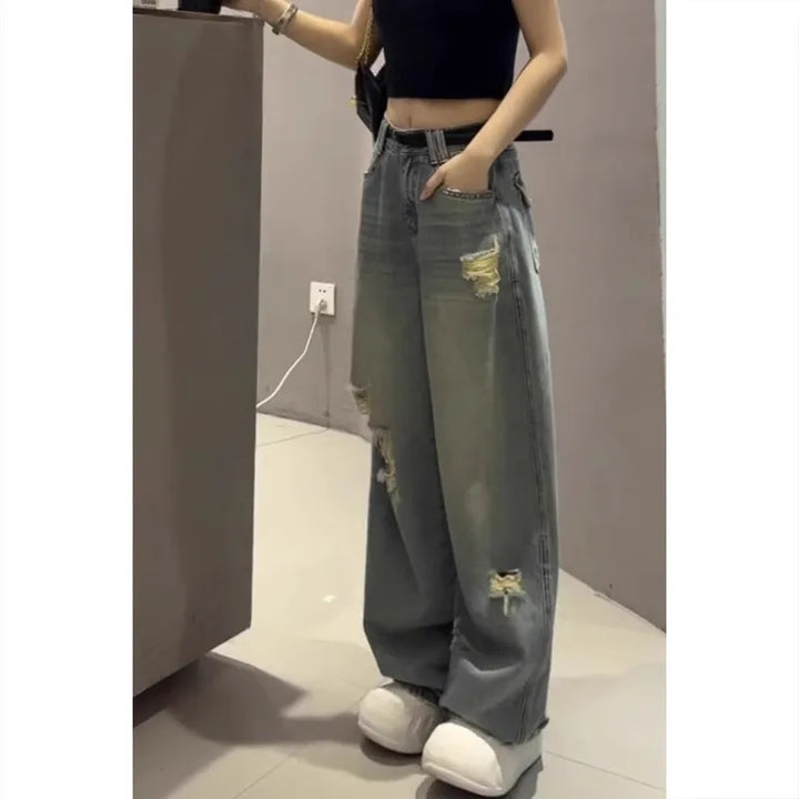 Ripped Slimming Wide-Leg Jeans