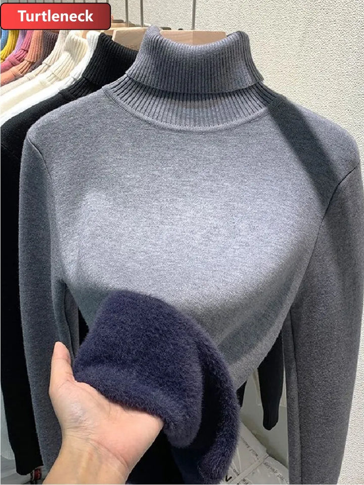 Elegant Women's Thick Velvet Lined Turtleneck Sweater
