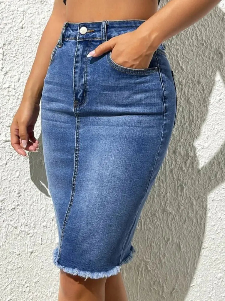 Gaia | Chic Midi Denim Skirt