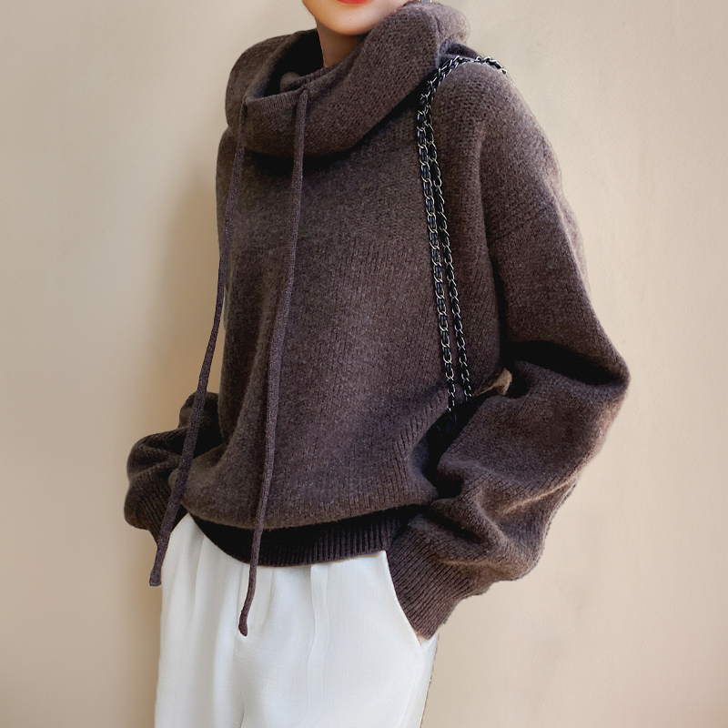 MAAM Merino Wool Turtleneck Sweater