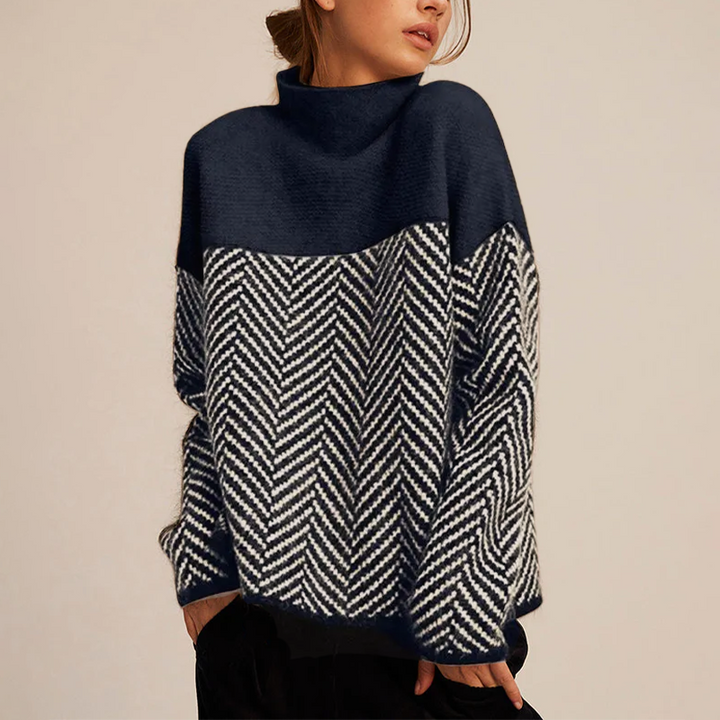 LUDA Luxurious Knit Turtleneck Sweater