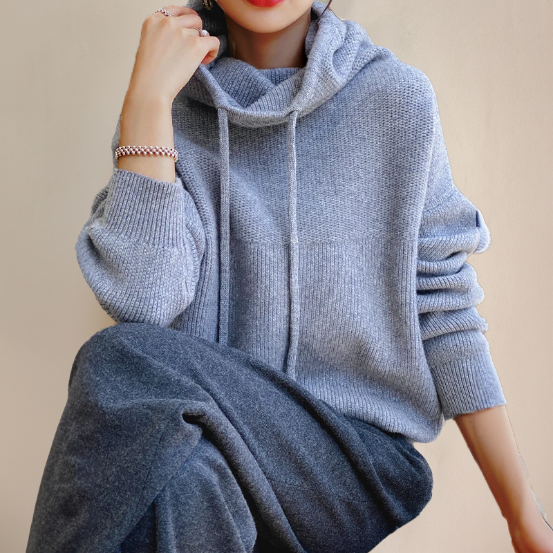 MAAM Merino Wool Turtleneck Sweater